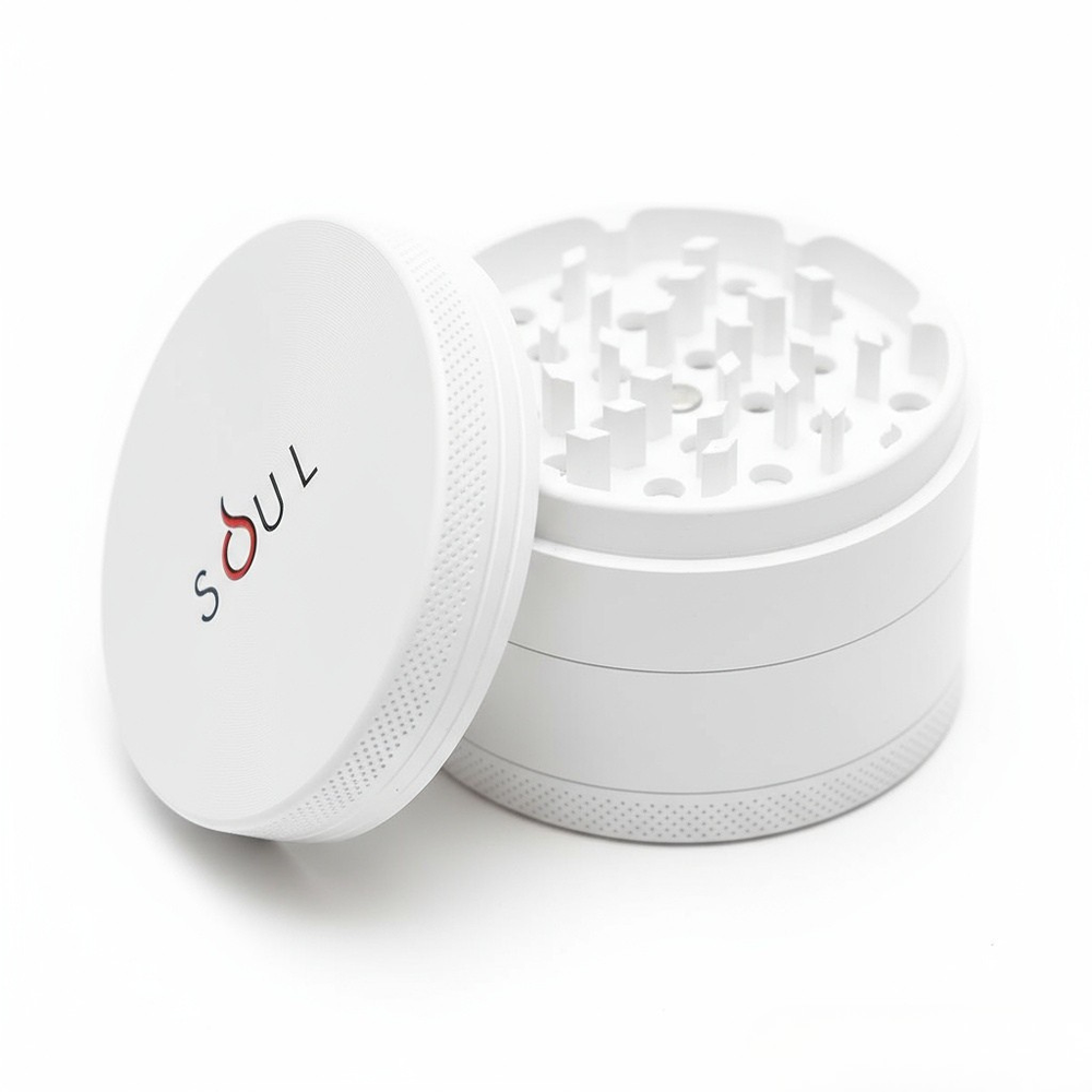 Moledor SOUL color blanco fabricado en aluminio de alta resistencia.